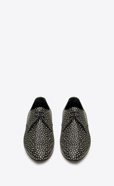 Smoking derby in patent leather with triangle print